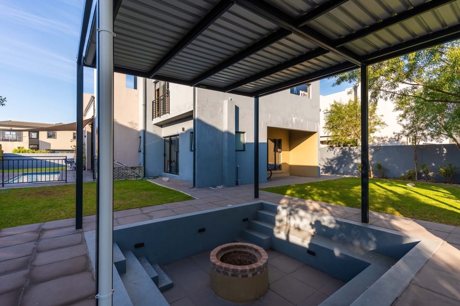 4 Bedroom Property for Sale in Sagewood Western Cape